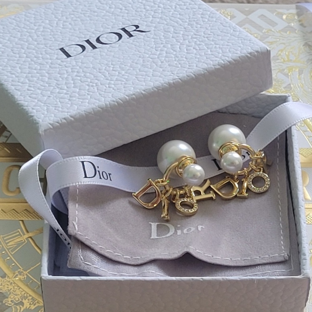 Dior - Picture 2 of 10